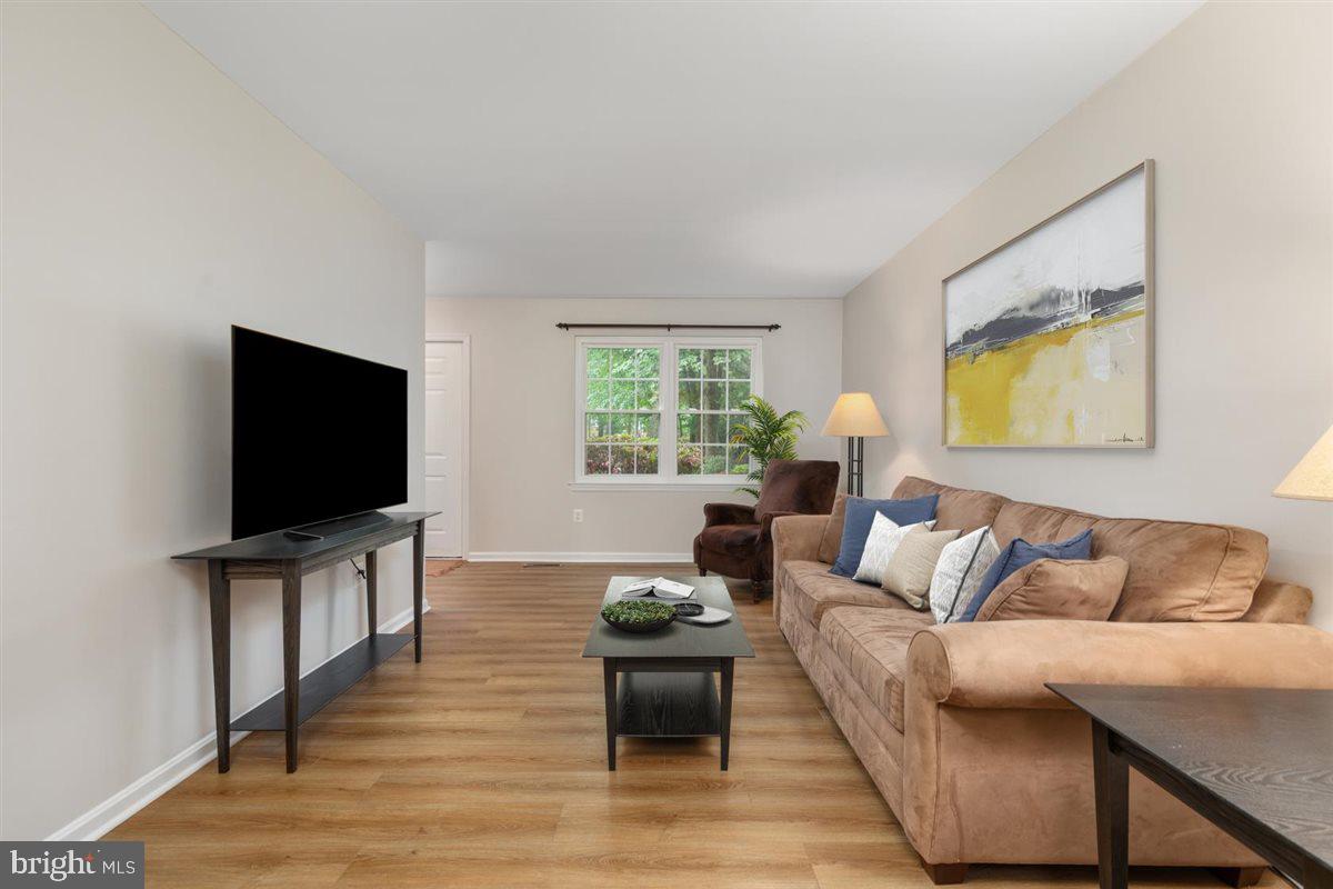 2272 GUNSMITH SQ, RESTON, Virginia 20191, 4 Bedrooms Bedrooms, ,2 BathroomsBathrooms,Residential,For sale,2272 GUNSMITH SQ,VAFX2235576 MLS # VAFX2235576