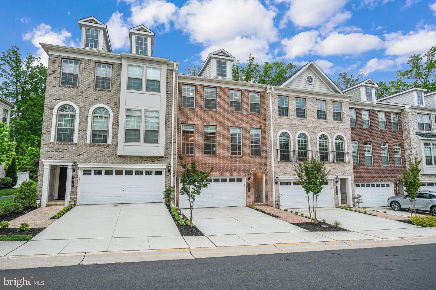 7917 TURTLE CREEK CIR, GAINESVILLE, Virginia 20155, 4 Bedrooms Bedrooms, ,4 BathroomsBathrooms,Residential,For sale,7917 TURTLE CREEK CIR,VAPW2092488 MLS # VAPW2092488