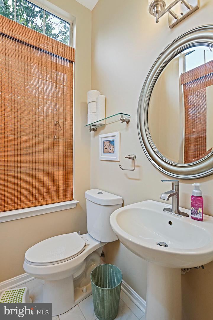 13000 LIMESTONE CT, CLIFTON, Virginia 20124, 3 Bedrooms Bedrooms, ,2 BathroomsBathrooms,Residential,For sale,13000 LIMESTONE CT,VAFX2235620 MLS # VAFX2235620