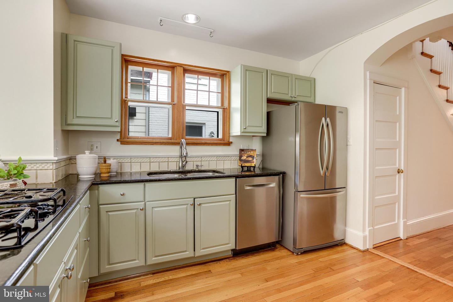 6218 30TH ST NW, WASHINGTON, District Of Columbia 20015, 4 Bedrooms Bedrooms, ,3 BathroomsBathrooms,Residential,For sale,6218 30TH ST NW,DCDC2196600 MLS # DCDC2196600