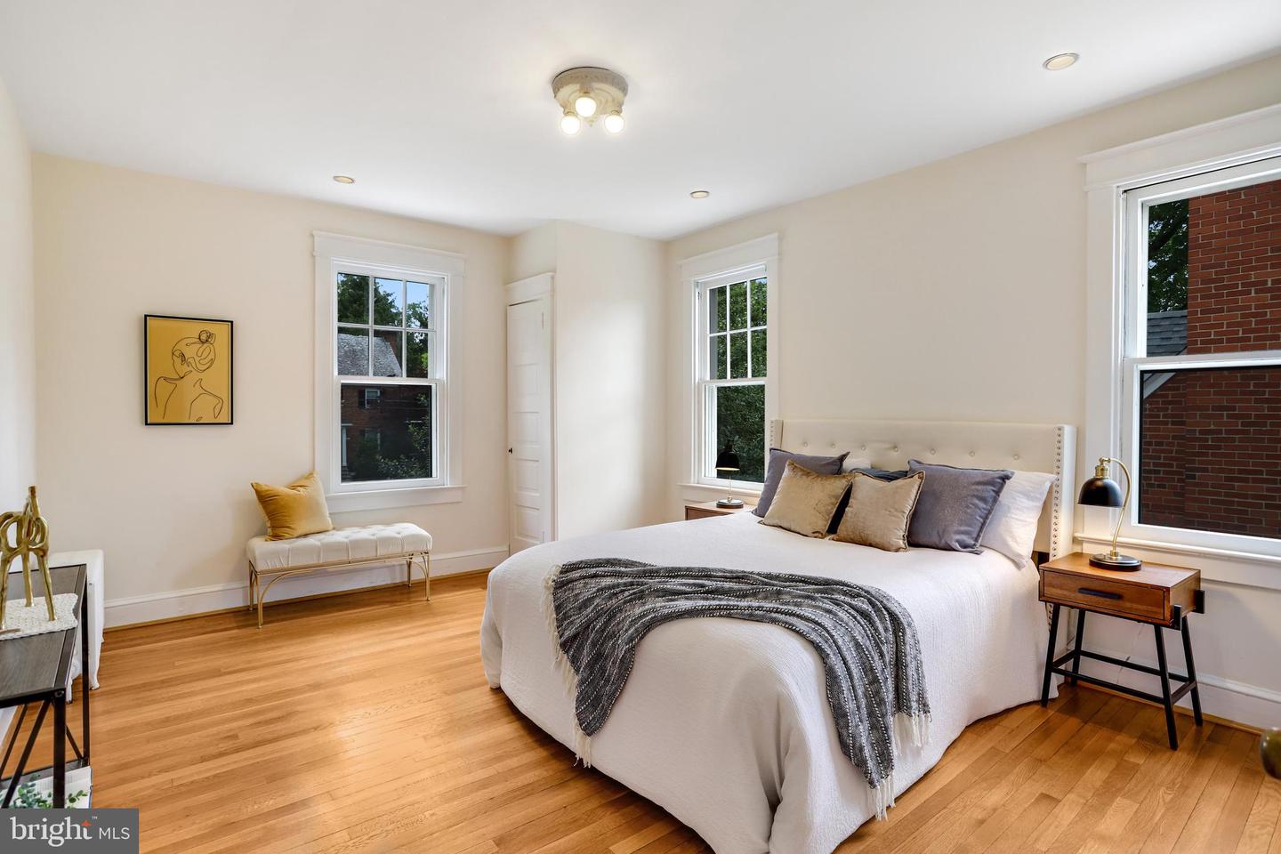 6218 30TH ST NW, WASHINGTON, District Of Columbia 20015, 4 Bedrooms Bedrooms, ,3 BathroomsBathrooms,Residential,For sale,6218 30TH ST NW,DCDC2196600 MLS # DCDC2196600