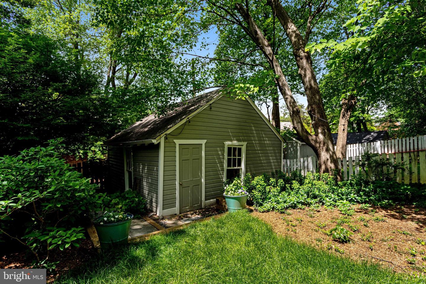 6218 30TH ST NW, WASHINGTON, District Of Columbia 20015, 4 Bedrooms Bedrooms, ,3 BathroomsBathrooms,Residential,For sale,6218 30TH ST NW,DCDC2196600 MLS # DCDC2196600