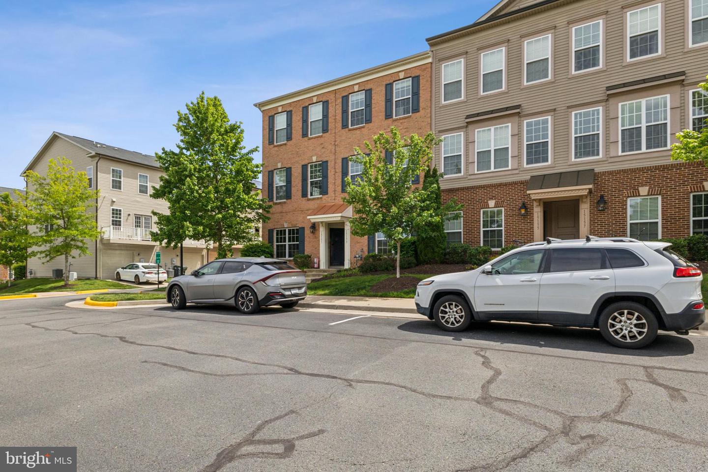 15153 LUPINE HAVEN DR, HAYMARKET, Virginia 20169, 2 Bedrooms Bedrooms, ,2 BathroomsBathrooms,Residential,For sale,15153 LUPINE HAVEN DR,VAPW2092586 MLS # VAPW2092586