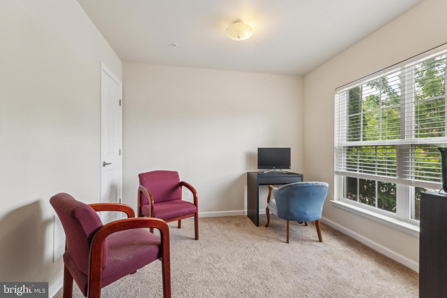 15153 LUPINE HAVEN DR, HAYMARKET, Virginia 20169, 2 Bedrooms Bedrooms, ,2 BathroomsBathrooms,Residential,For sale,15153 LUPINE HAVEN DR,VAPW2092586 MLS # VAPW2092586