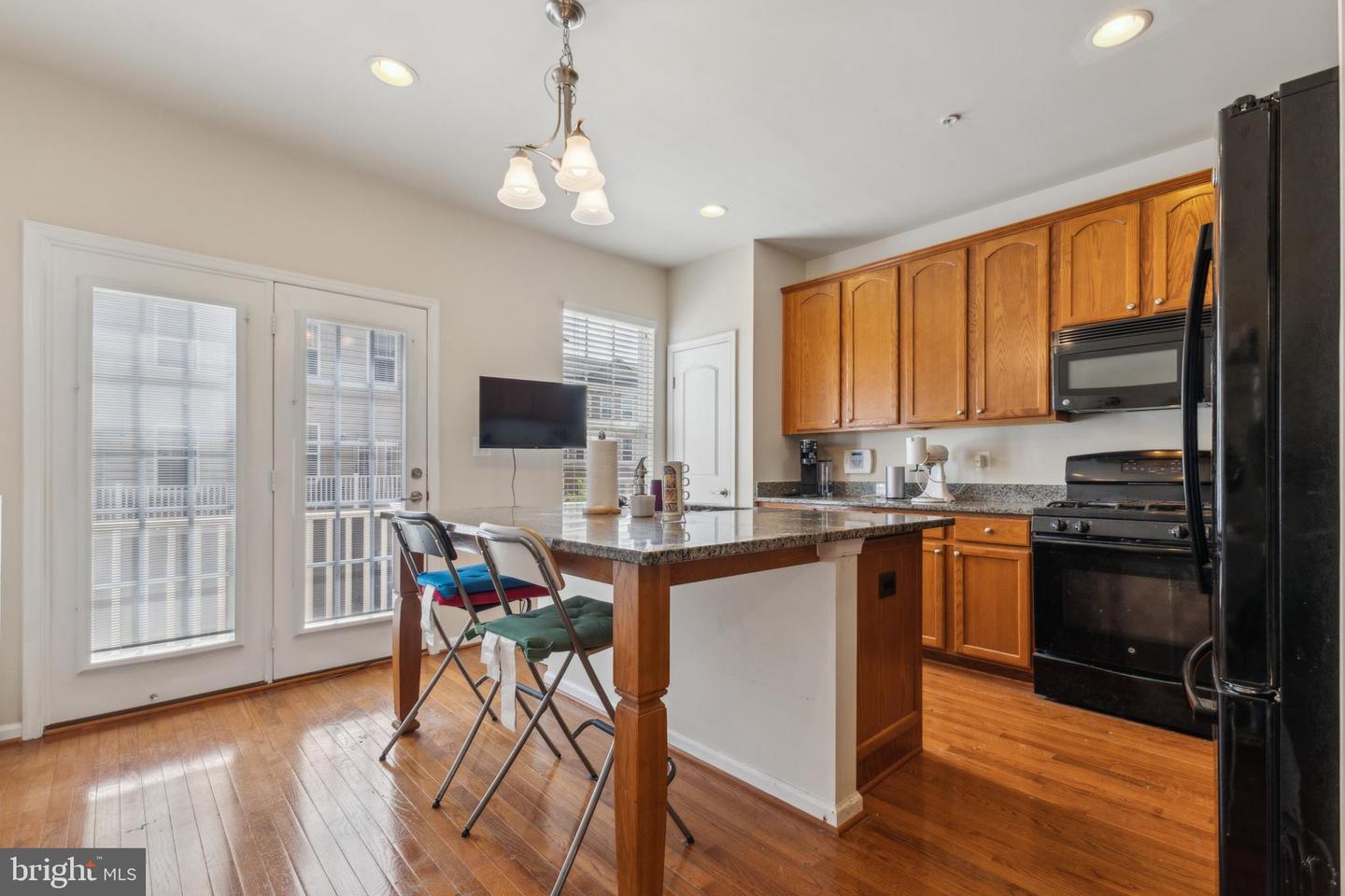 15153 LUPINE HAVEN DR, HAYMARKET, Virginia 20169, 2 Bedrooms Bedrooms, ,2 BathroomsBathrooms,Residential,For sale,15153 LUPINE HAVEN DR,VAPW2092586 MLS # VAPW2092586