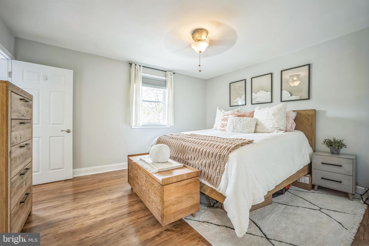 909 FIRST ST, ALEXANDRIA, Virginia 22314, 3 Bedrooms Bedrooms, ,2 BathroomsBathrooms,Residential,For sale,909 FIRST ST,VAAX2044444 MLS # VAAX2044444