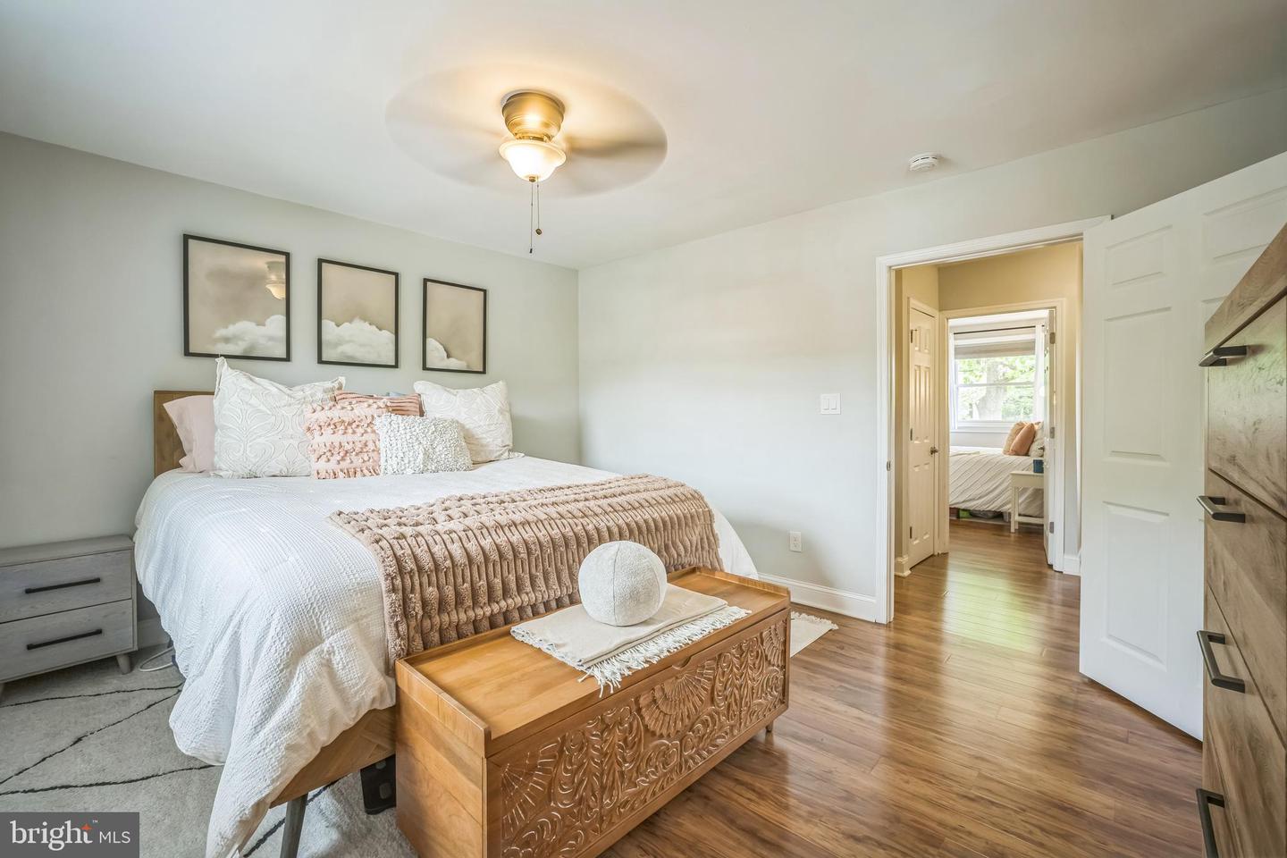 909 FIRST ST, ALEXANDRIA, Virginia 22314, 3 Bedrooms Bedrooms, ,2 BathroomsBathrooms,Residential,For sale,909 FIRST ST,VAAX2044444 MLS # VAAX2044444