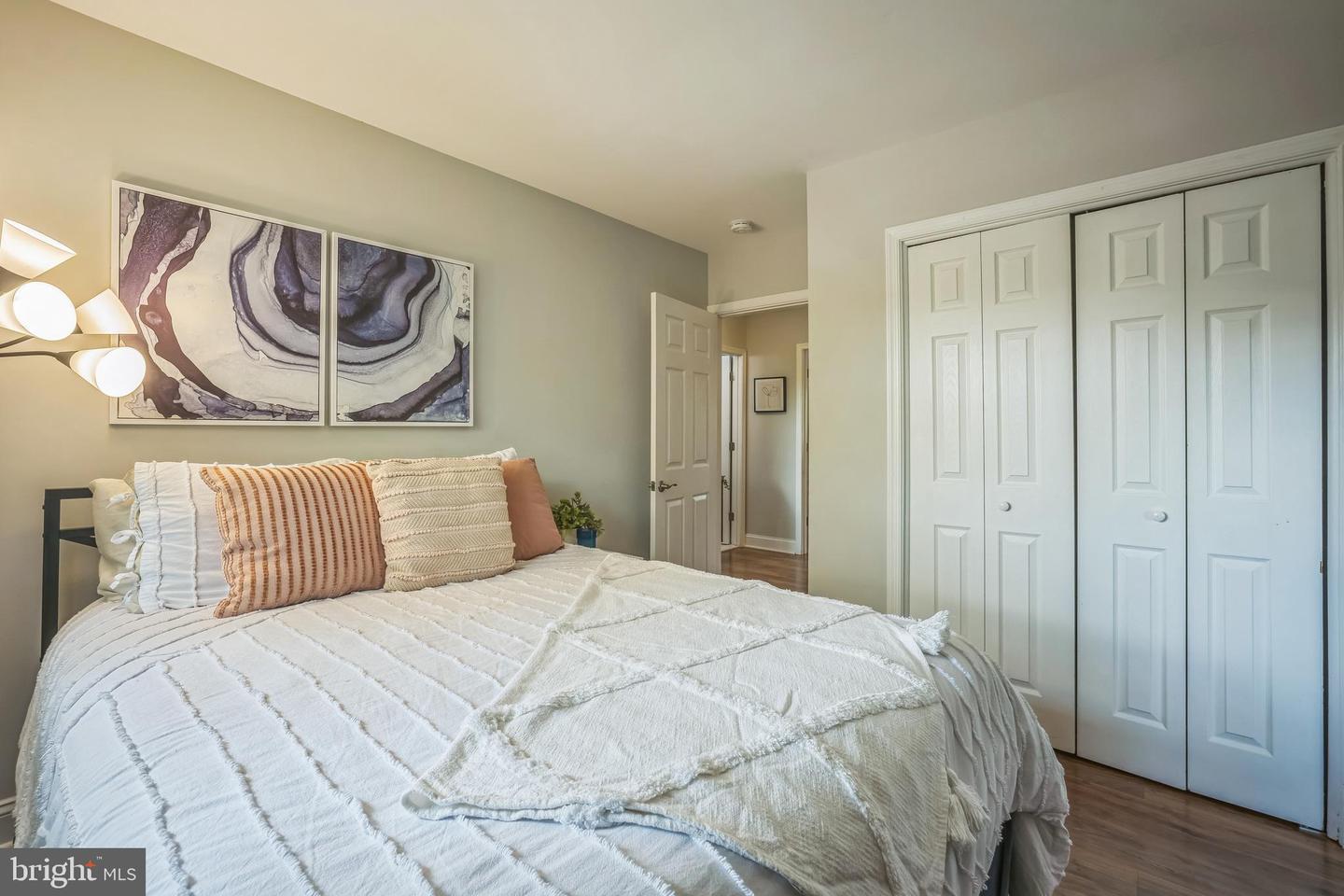 909 FIRST ST, ALEXANDRIA, Virginia 22314, 3 Bedrooms Bedrooms, ,2 BathroomsBathrooms,Residential,For sale,909 FIRST ST,VAAX2044444 MLS # VAAX2044444