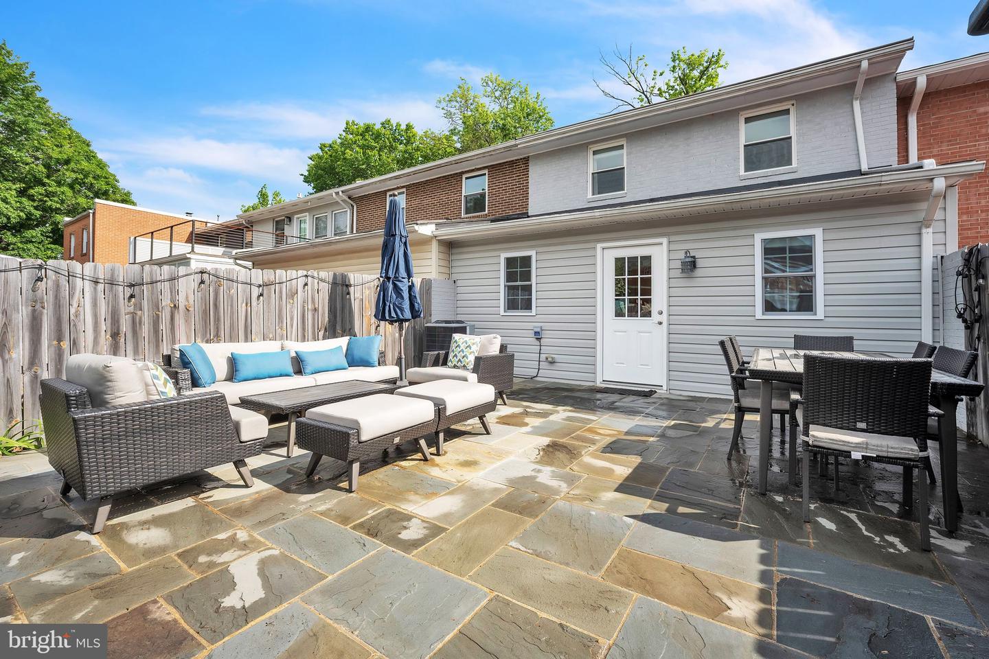 909 FIRST ST, ALEXANDRIA, Virginia 22314, 3 Bedrooms Bedrooms, ,2 BathroomsBathrooms,Residential,For sale,909 FIRST ST,VAAX2044444 MLS # VAAX2044444