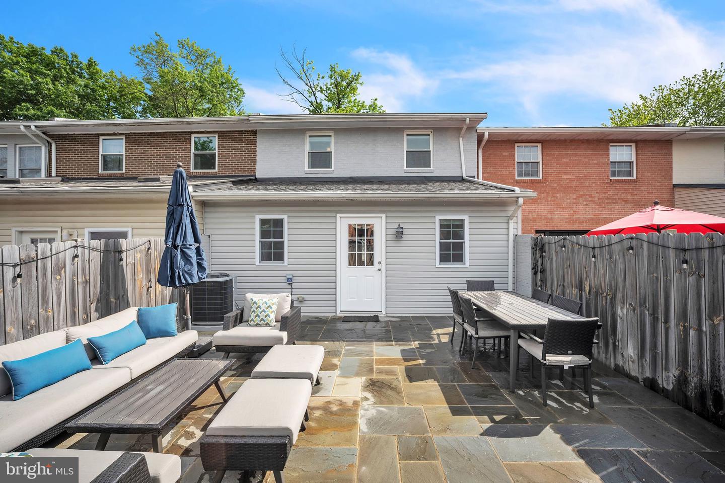 909 FIRST ST, ALEXANDRIA, Virginia 22314, 3 Bedrooms Bedrooms, ,2 BathroomsBathrooms,Residential,For sale,909 FIRST ST,VAAX2044444 MLS # VAAX2044444