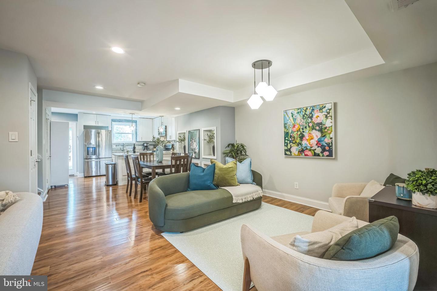 909 FIRST ST, ALEXANDRIA, Virginia 22314, 3 Bedrooms Bedrooms, ,2 BathroomsBathrooms,Residential,For sale,909 FIRST ST,VAAX2044444 MLS # VAAX2044444