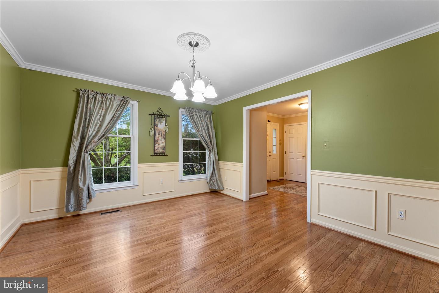 1113 SUGAR MAPLE LN, HERNDON, Virginia 20170, 4 Bedrooms Bedrooms, ,3 BathroomsBathrooms,Residential,For sale,1113 SUGAR MAPLE LN,VAFX2235808 MLS # VAFX2235808