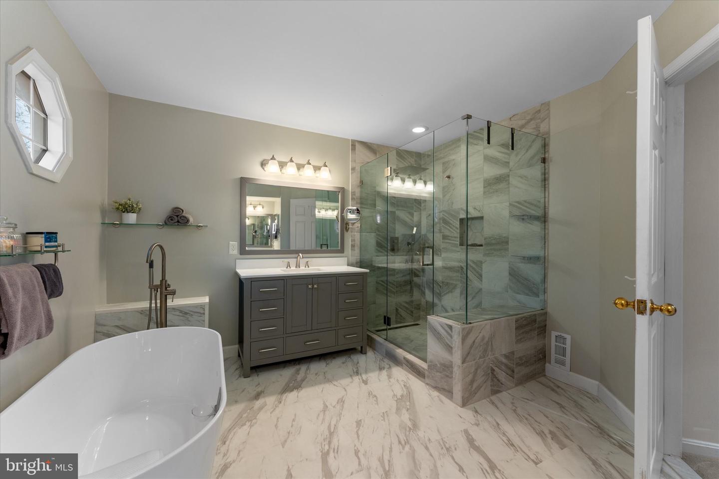 1113 SUGAR MAPLE LN, HERNDON, Virginia 20170, 4 Bedrooms Bedrooms, ,3 BathroomsBathrooms,Residential,For sale,1113 SUGAR MAPLE LN,VAFX2235808 MLS # VAFX2235808