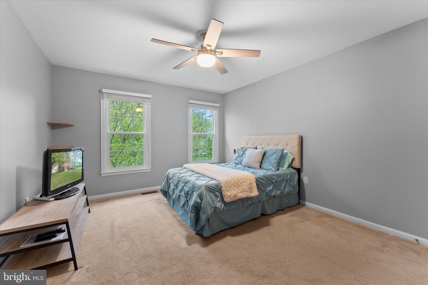 1113 SUGAR MAPLE LN, HERNDON, Virginia 20170, 4 Bedrooms Bedrooms, ,3 BathroomsBathrooms,Residential,For sale,1113 SUGAR MAPLE LN,VAFX2235808 MLS # VAFX2235808