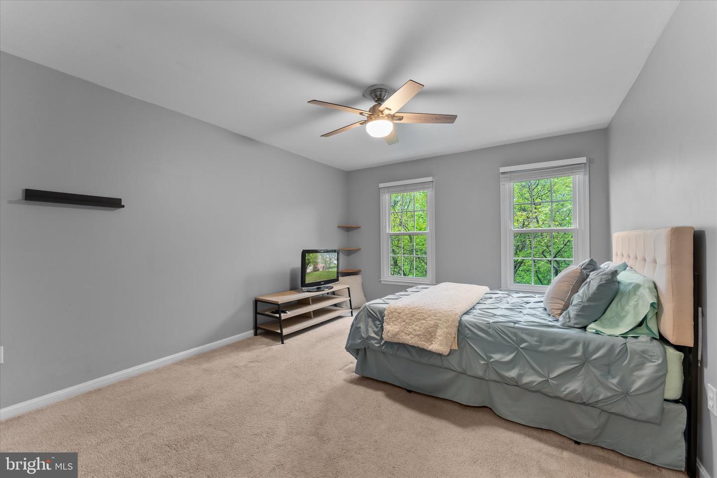1113 SUGAR MAPLE LN, HERNDON, Virginia 20170, 4 Bedrooms Bedrooms, ,3 BathroomsBathrooms,Residential,For sale,1113 SUGAR MAPLE LN,VAFX2235808 MLS # VAFX2235808