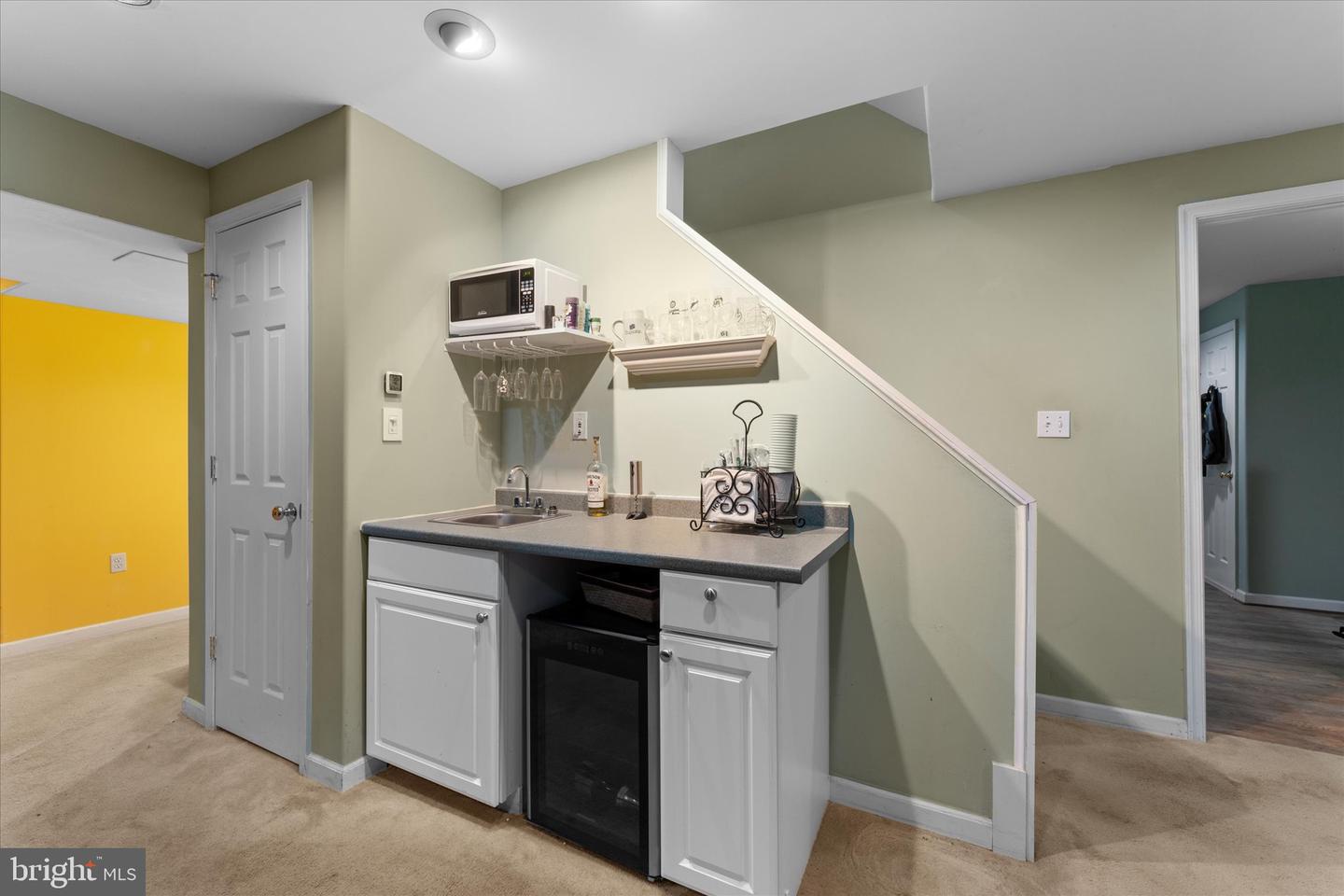 1113 SUGAR MAPLE LN, HERNDON, Virginia 20170, 4 Bedrooms Bedrooms, ,3 BathroomsBathrooms,Residential,For sale,1113 SUGAR MAPLE LN,VAFX2235808 MLS # VAFX2235808