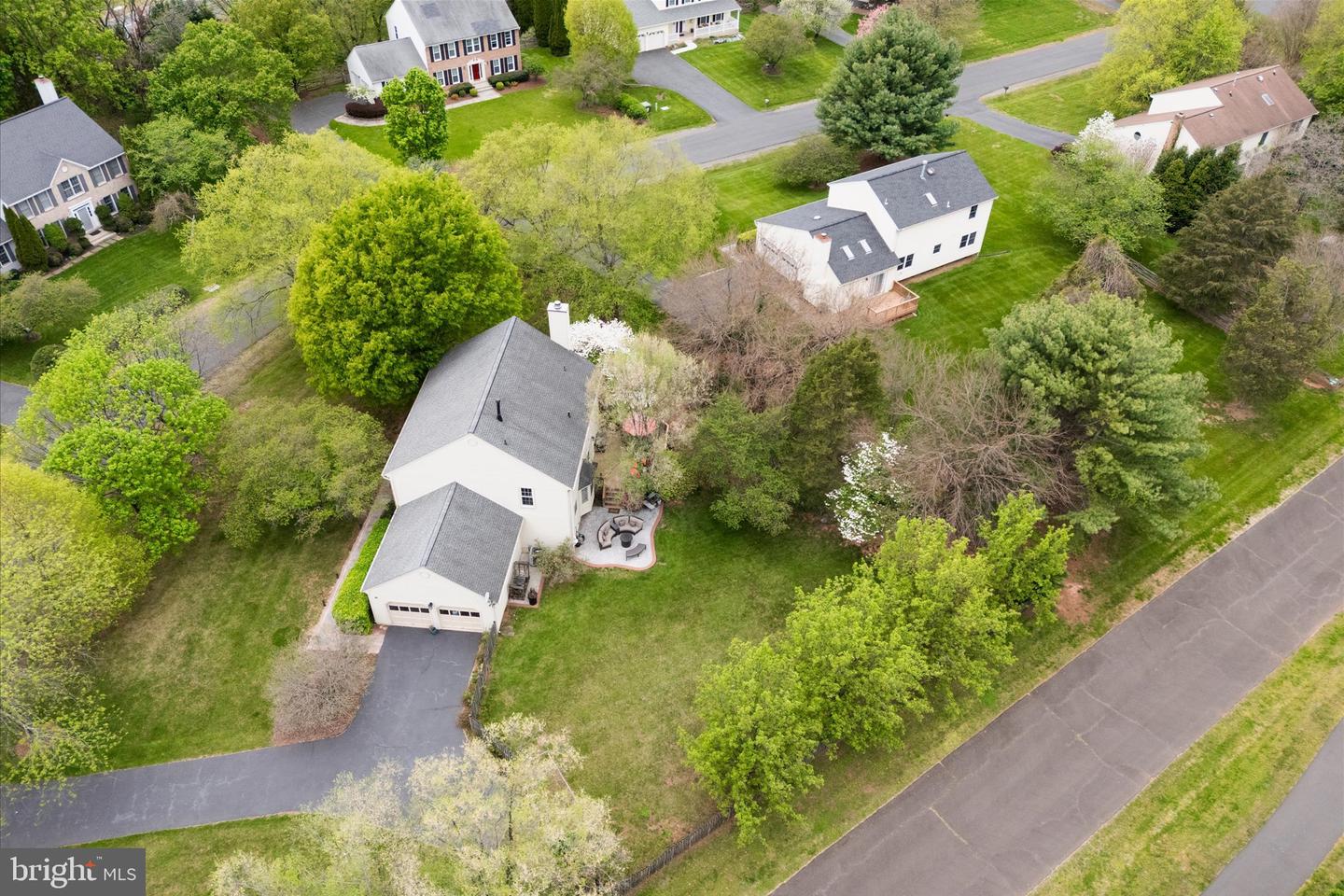 1113 SUGAR MAPLE LN, HERNDON, Virginia 20170, 4 Bedrooms Bedrooms, ,3 BathroomsBathrooms,Residential,For sale,1113 SUGAR MAPLE LN,VAFX2235808 MLS # VAFX2235808