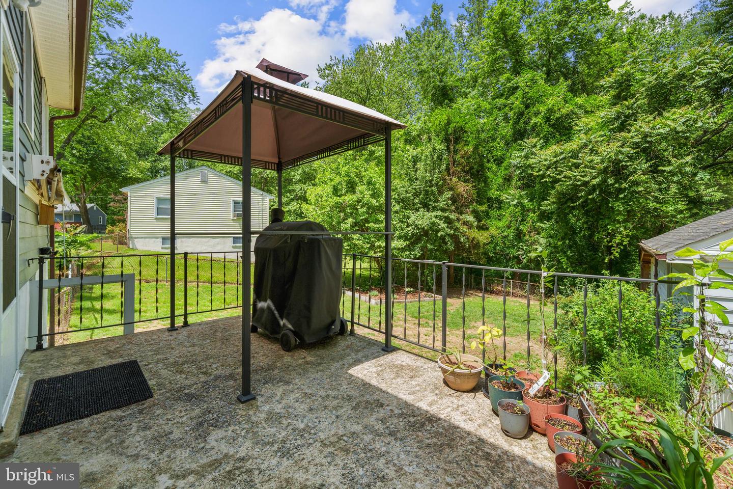 1826 HYLTON AVE, WOODBRIDGE, Virginia 22191, 4 Bedrooms Bedrooms, ,2 BathroomsBathrooms,Residential,For sale,1826 HYLTON AVE,VAPW2092540 MLS # VAPW2092540