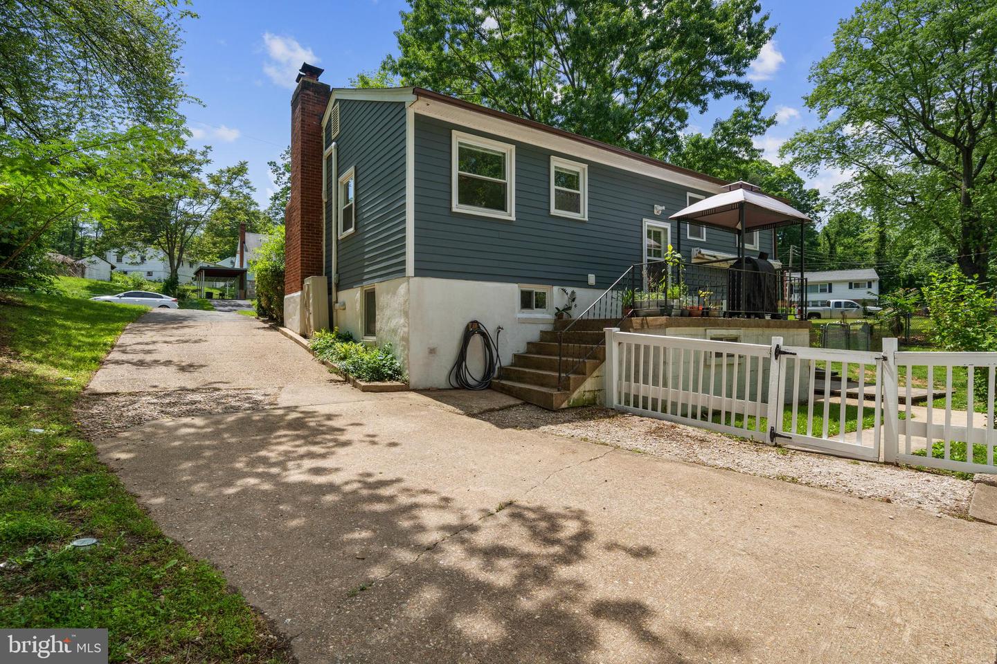 1826 HYLTON AVE, WOODBRIDGE, Virginia 22191, 4 Bedrooms Bedrooms, ,2 BathroomsBathrooms,Residential,For sale,1826 HYLTON AVE,VAPW2092540 MLS # VAPW2092540