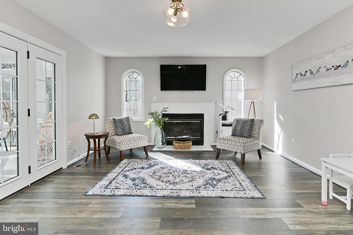 12042 SUGARLAND VALLEY DR, HERNDON, Virginia 20170, 5 Bedrooms Bedrooms, ,3 BathroomsBathrooms,Residential,For sale,12042 SUGARLAND VALLEY DR,VAFX2235718 MLS # VAFX2235718