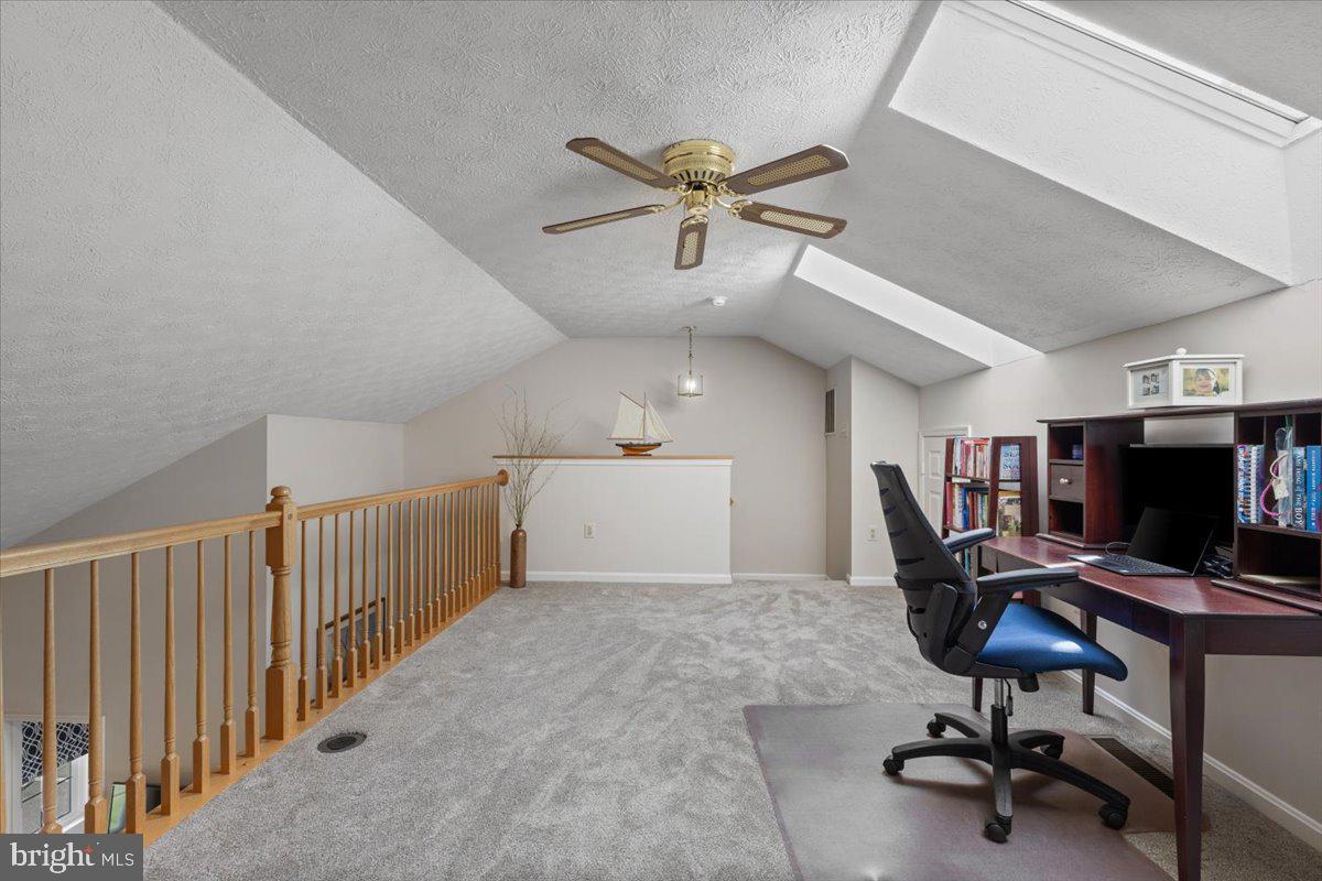 4158 LA MAURICIE LOOP, DUMFRIES, Virginia 22025, 3 Bedrooms Bedrooms, ,2 BathroomsBathrooms,Residential,For sale,4158 LA MAURICIE LOOP,VAPW2092602 MLS # VAPW2092602