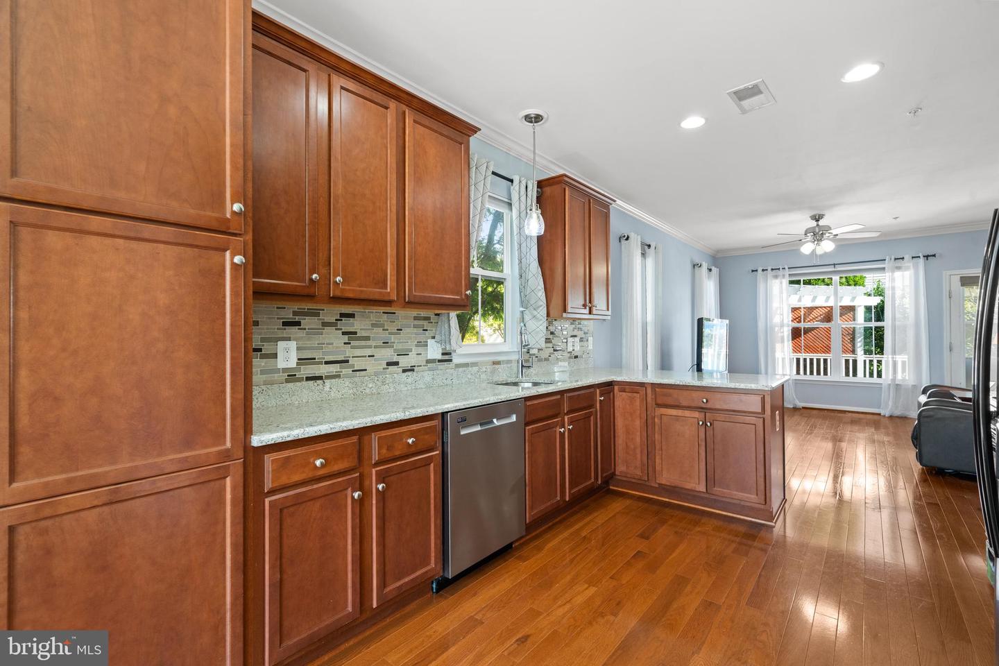 8903 SCREECH OWL CT, GAINESVILLE, Virginia 20155, 3 Bedrooms Bedrooms, ,3 BathroomsBathrooms,Residential,For sale,8903 SCREECH OWL CT,VAPW2092604 MLS # VAPW2092604
