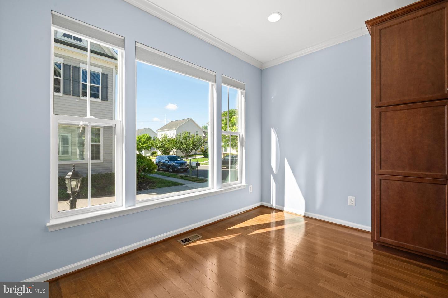8903 SCREECH OWL CT, GAINESVILLE, Virginia 20155, 3 Bedrooms Bedrooms, ,3 BathroomsBathrooms,Residential,For sale,8903 SCREECH OWL CT,VAPW2092604 MLS # VAPW2092604