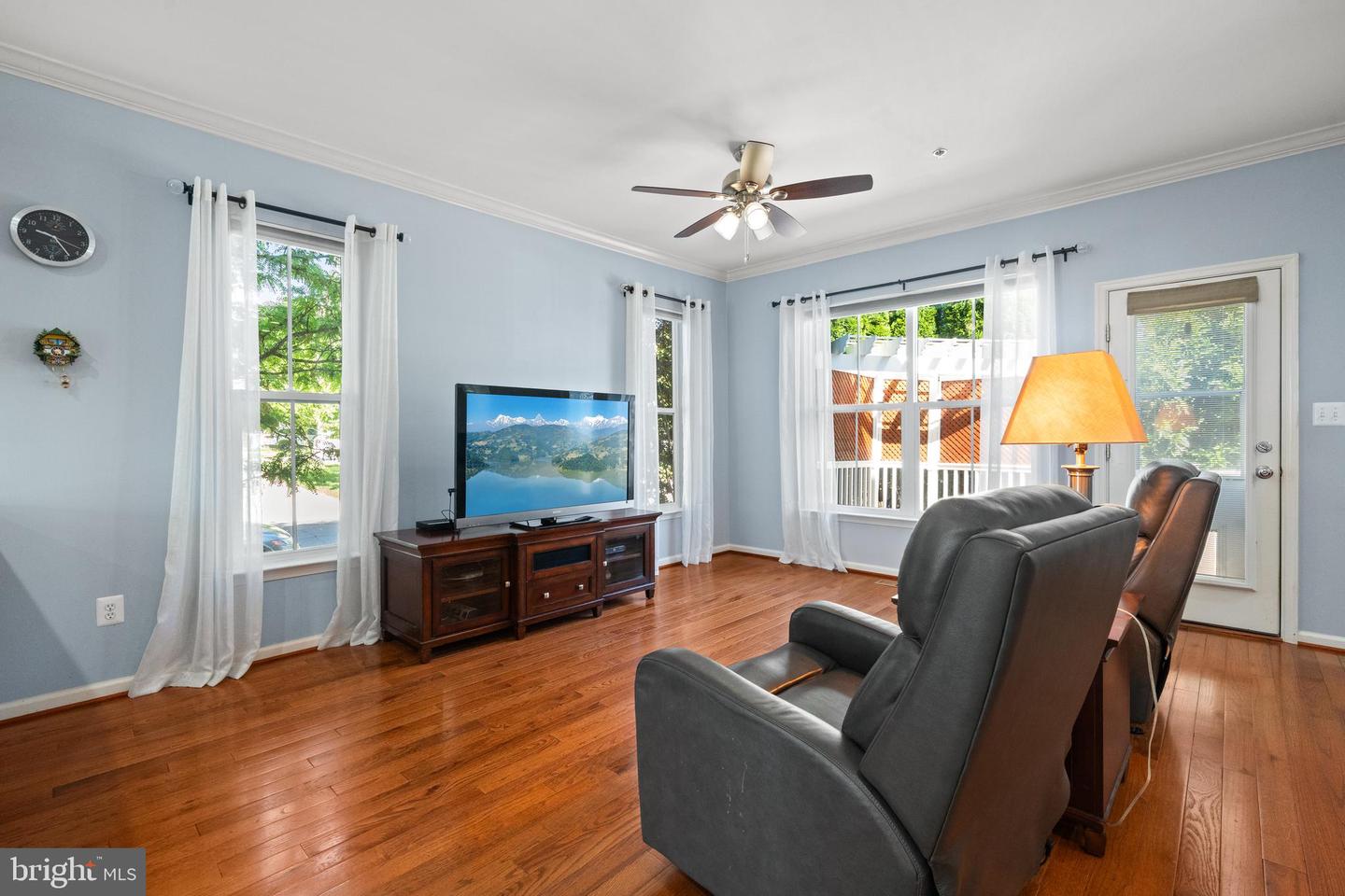8903 SCREECH OWL CT, GAINESVILLE, Virginia 20155, 3 Bedrooms Bedrooms, ,3 BathroomsBathrooms,Residential,For sale,8903 SCREECH OWL CT,VAPW2092604 MLS # VAPW2092604