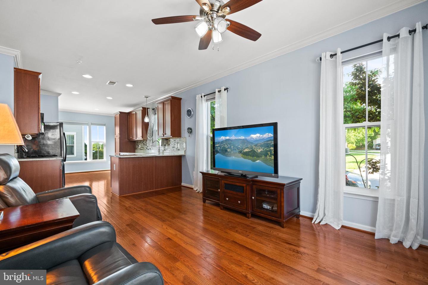 8903 SCREECH OWL CT, GAINESVILLE, Virginia 20155, 3 Bedrooms Bedrooms, ,3 BathroomsBathrooms,Residential,For sale,8903 SCREECH OWL CT,VAPW2092604 MLS # VAPW2092604