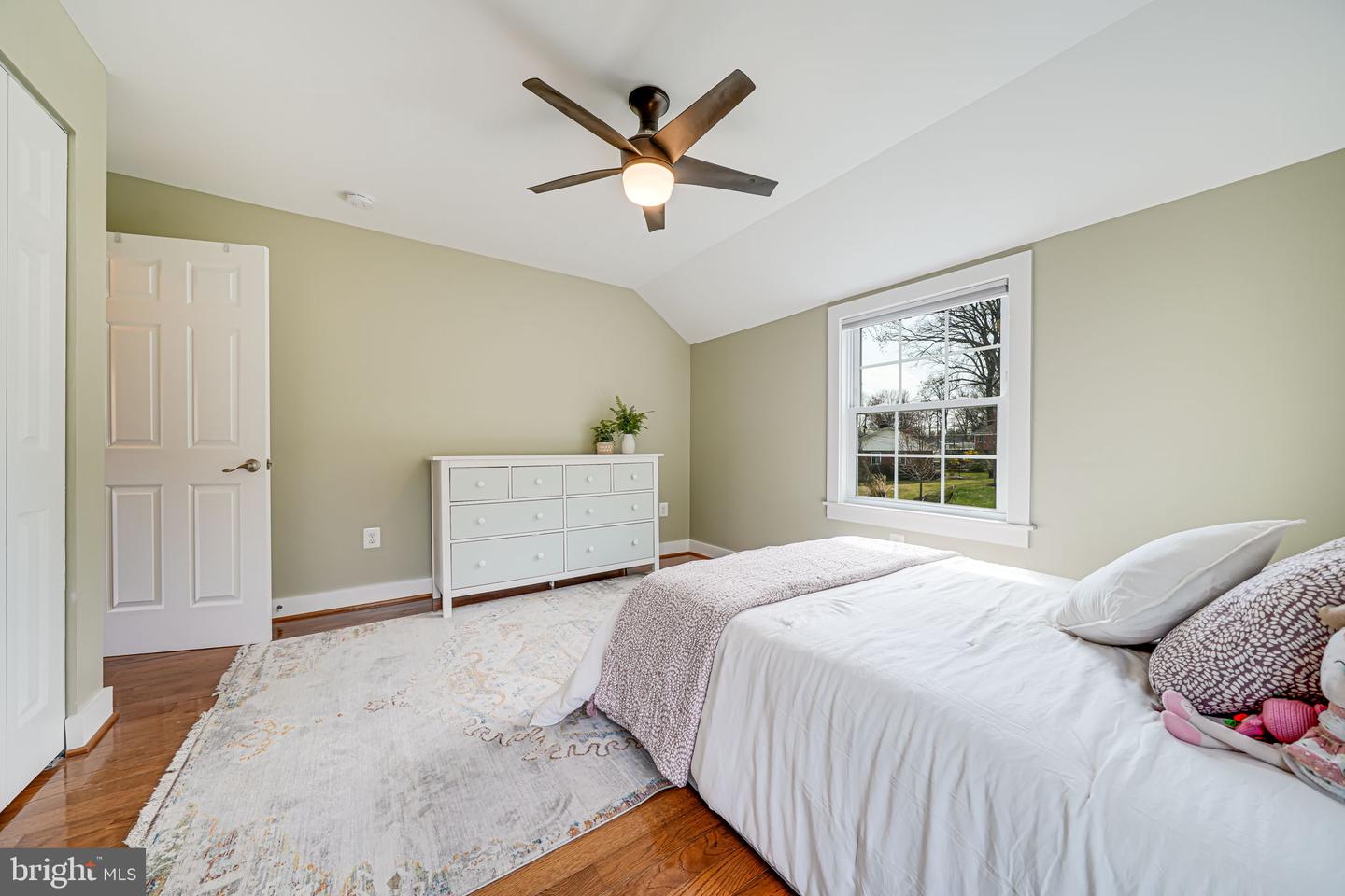 6943 28TH ST N, ARLINGTON, Virginia 22213, 4 Bedrooms Bedrooms, ,3 BathroomsBathrooms,Residential,For sale,6943 28TH ST N,VAAR2056426 MLS # VAAR2056426