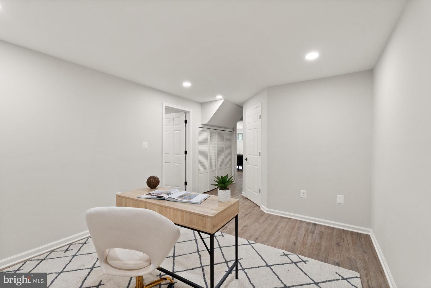 239 N CAMERON CT, STERLING, Virginia 20164, 3 Bedrooms Bedrooms, ,3 BathroomsBathrooms,Residential,For sale,239 N CAMERON CT,VALO2094734 MLS # VALO2094734