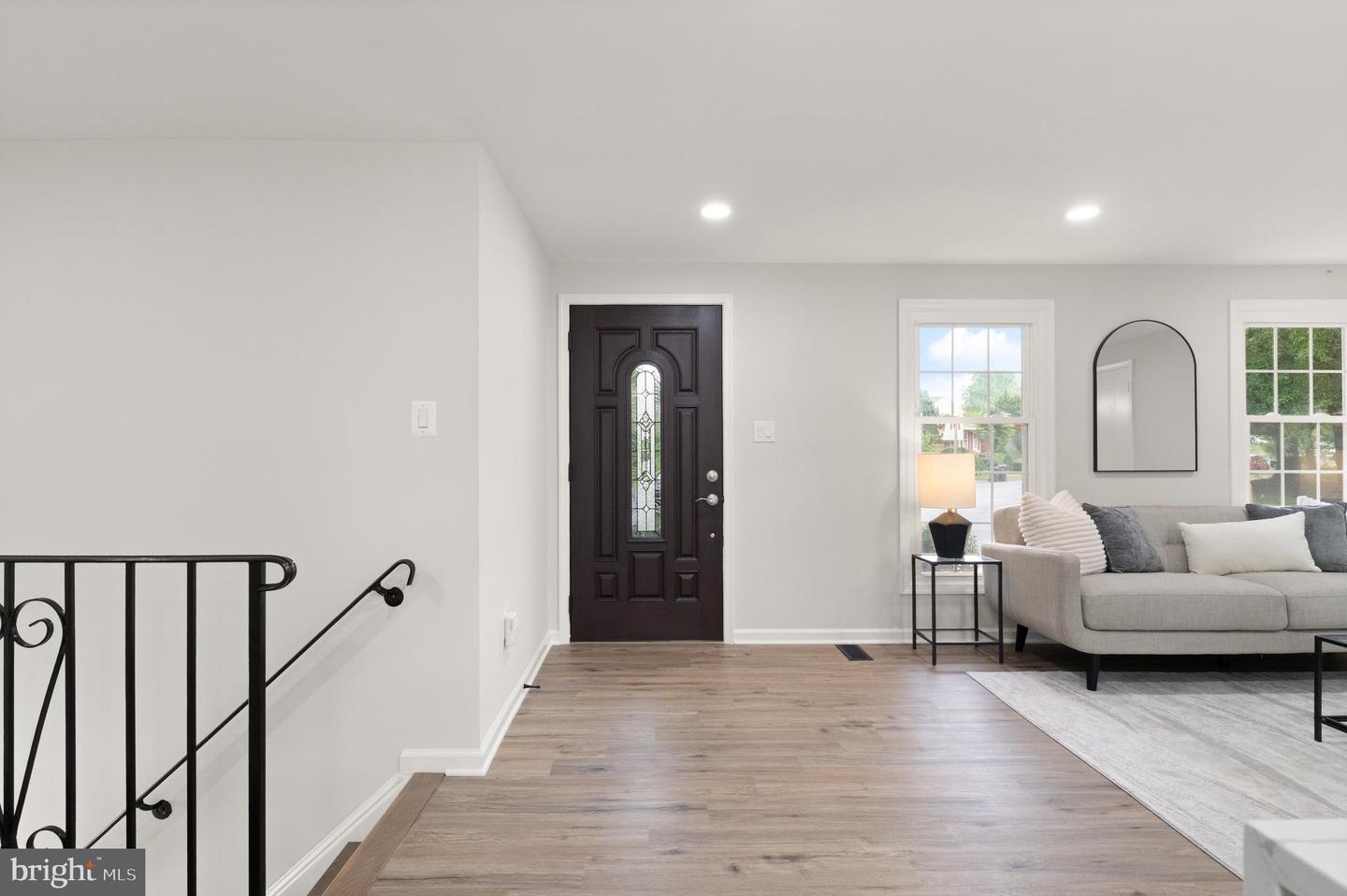 239 N CAMERON CT, STERLING, Virginia 20164, 3 Bedrooms Bedrooms, ,3 BathroomsBathrooms,Residential,For sale,239 N CAMERON CT,VALO2094734 MLS # VALO2094734