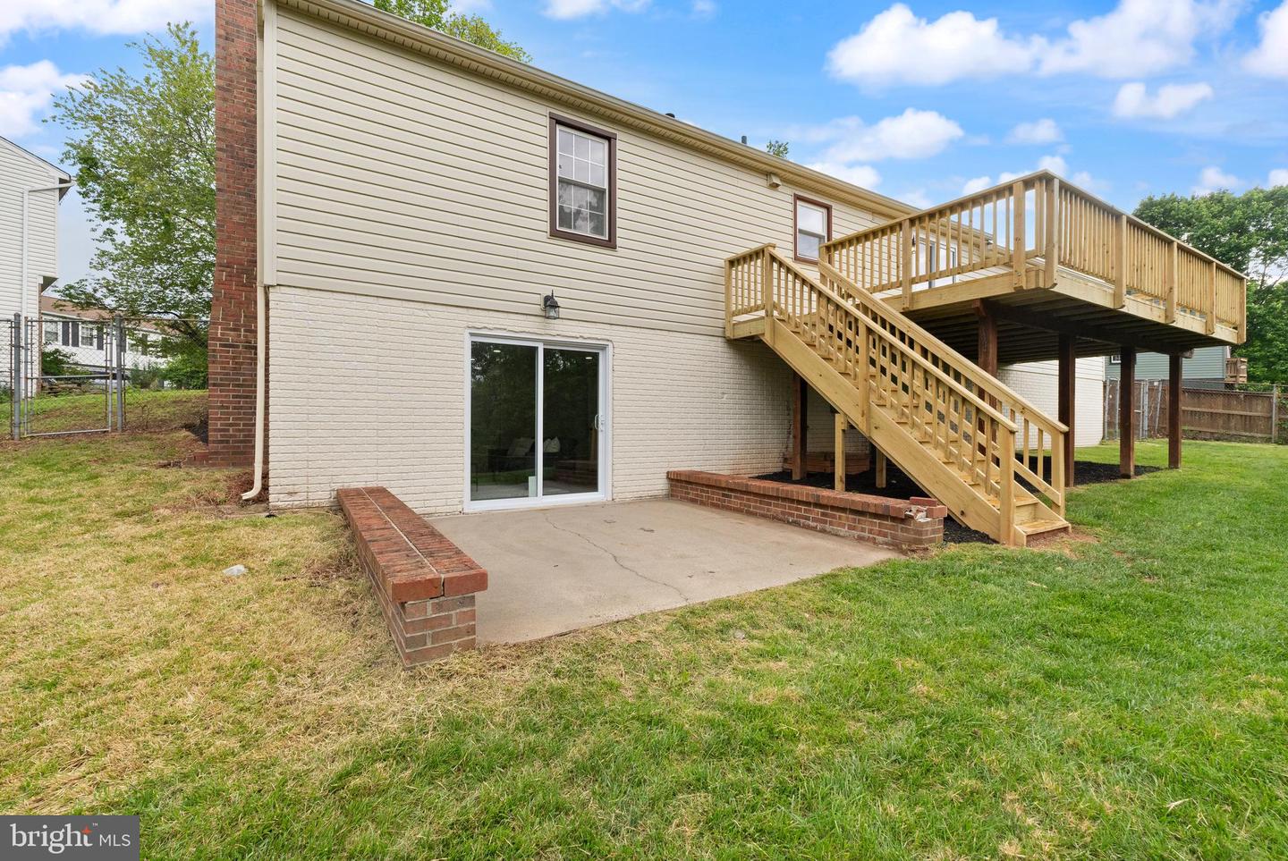 239 N CAMERON CT, STERLING, Virginia 20164, 3 Bedrooms Bedrooms, ,3 BathroomsBathrooms,Residential,For sale,239 N CAMERON CT,VALO2094734 MLS # VALO2094734
