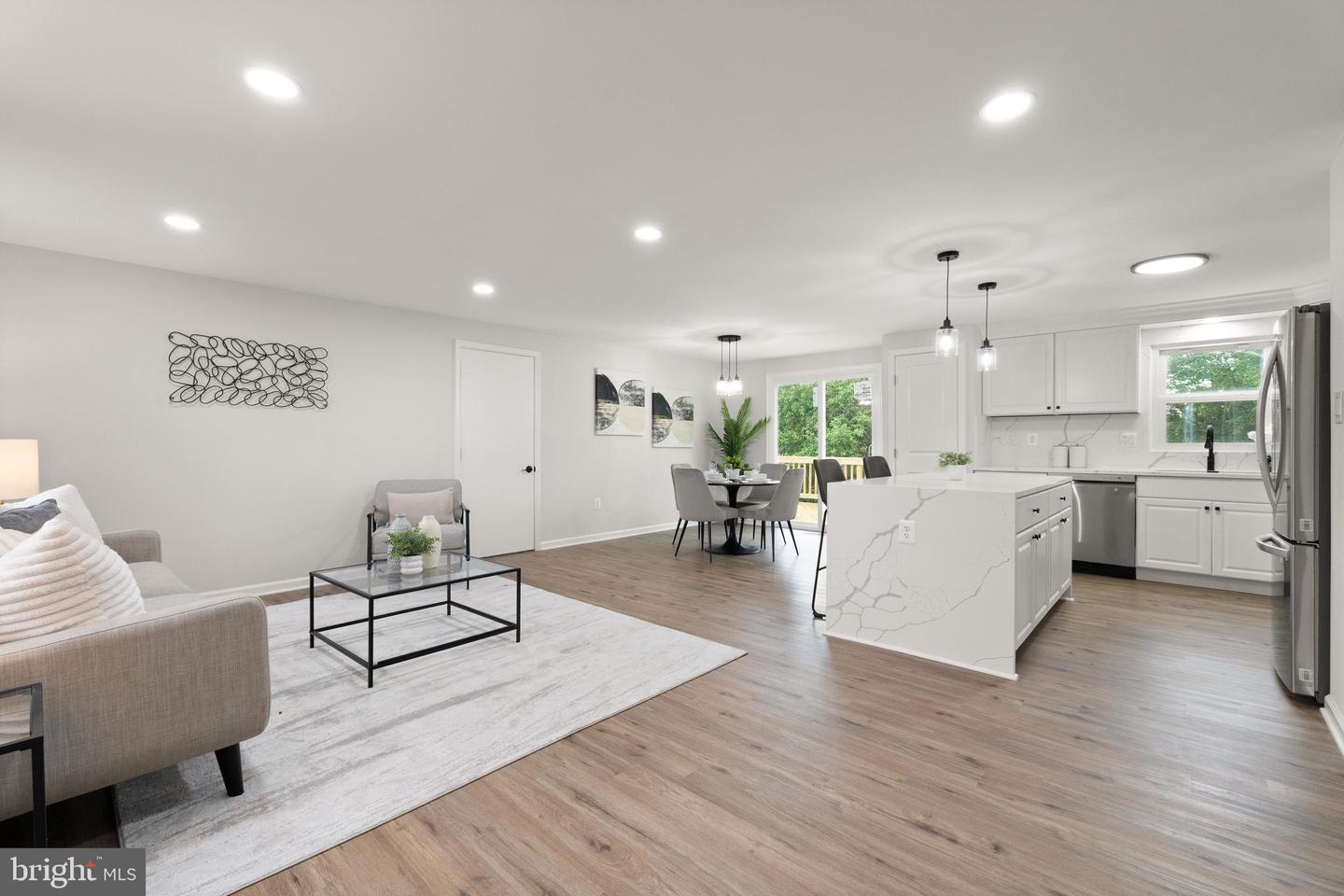 239 N CAMERON CT, STERLING, Virginia 20164, 3 Bedrooms Bedrooms, ,3 BathroomsBathrooms,Residential,For sale,239 N CAMERON CT,VALO2094734 MLS # VALO2094734