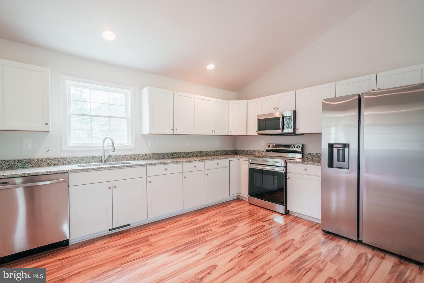 33 BARRINGTON DR, STANARDSVILLE, Virginia 22973, 3 Bedrooms Bedrooms, ,2 BathroomsBathrooms,Residential,For sale,33 BARRINGTON DR,VAGR2000716 MLS # VAGR2000716