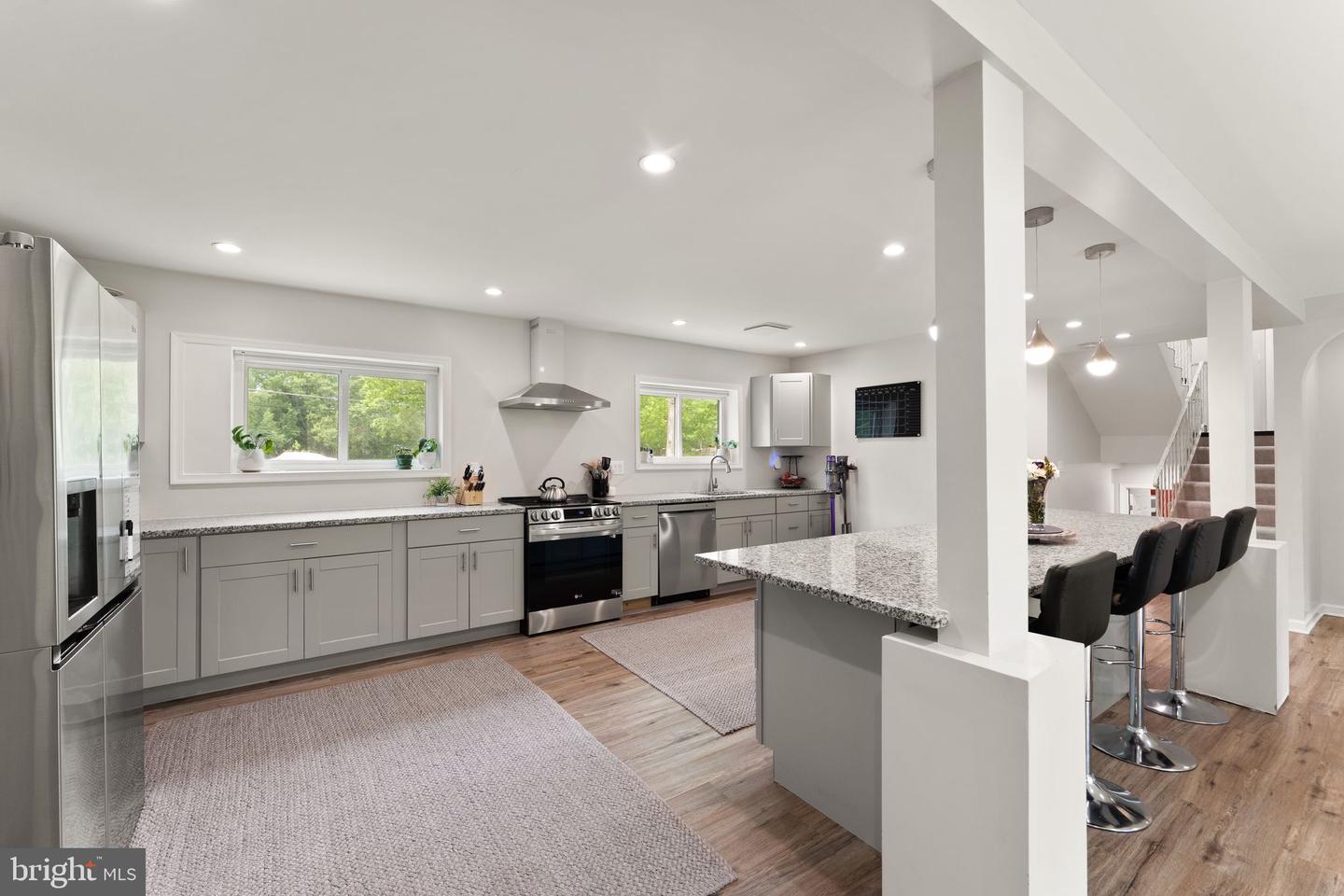 8341 ROLLING RD, SPRINGFIELD, Virginia 22153, 4 Bedrooms Bedrooms, ,4 BathroomsBathrooms,Residential,For sale,8341 ROLLING RD,VAFX2236176 MLS # VAFX2236176