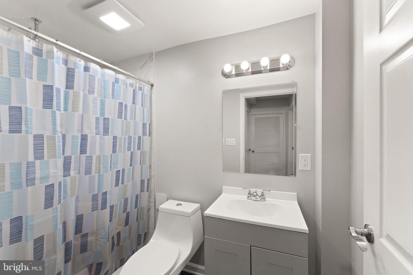 8341 ROLLING RD, SPRINGFIELD, Virginia 22153, 4 Bedrooms Bedrooms, ,4 BathroomsBathrooms,Residential,For sale,8341 ROLLING RD,VAFX2236176 MLS # VAFX2236176