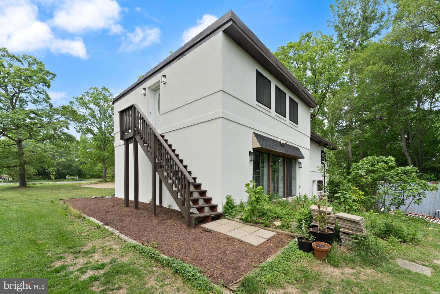 8341 ROLLING RD, SPRINGFIELD, Virginia 22153, 4 Bedrooms Bedrooms, ,4 BathroomsBathrooms,Residential,For sale,8341 ROLLING RD,VAFX2236176 MLS # VAFX2236176