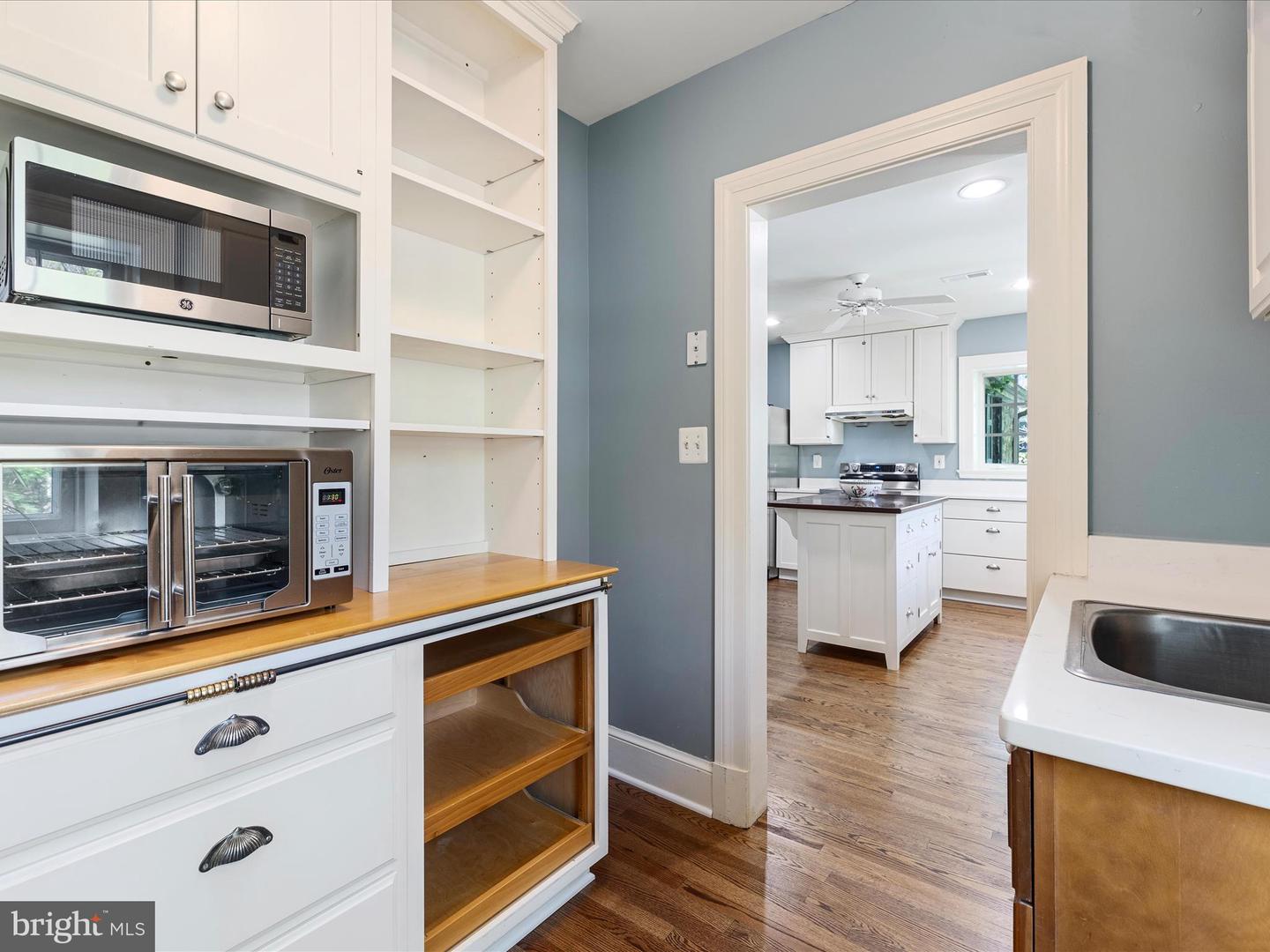 210 S 32ND ST, PURCELLVILLE, Virginia 20132, 4 Bedrooms Bedrooms, ,2 BathroomsBathrooms,Residential,For sale,210 S 32ND ST,VALO2094718 MLS # VALO2094718