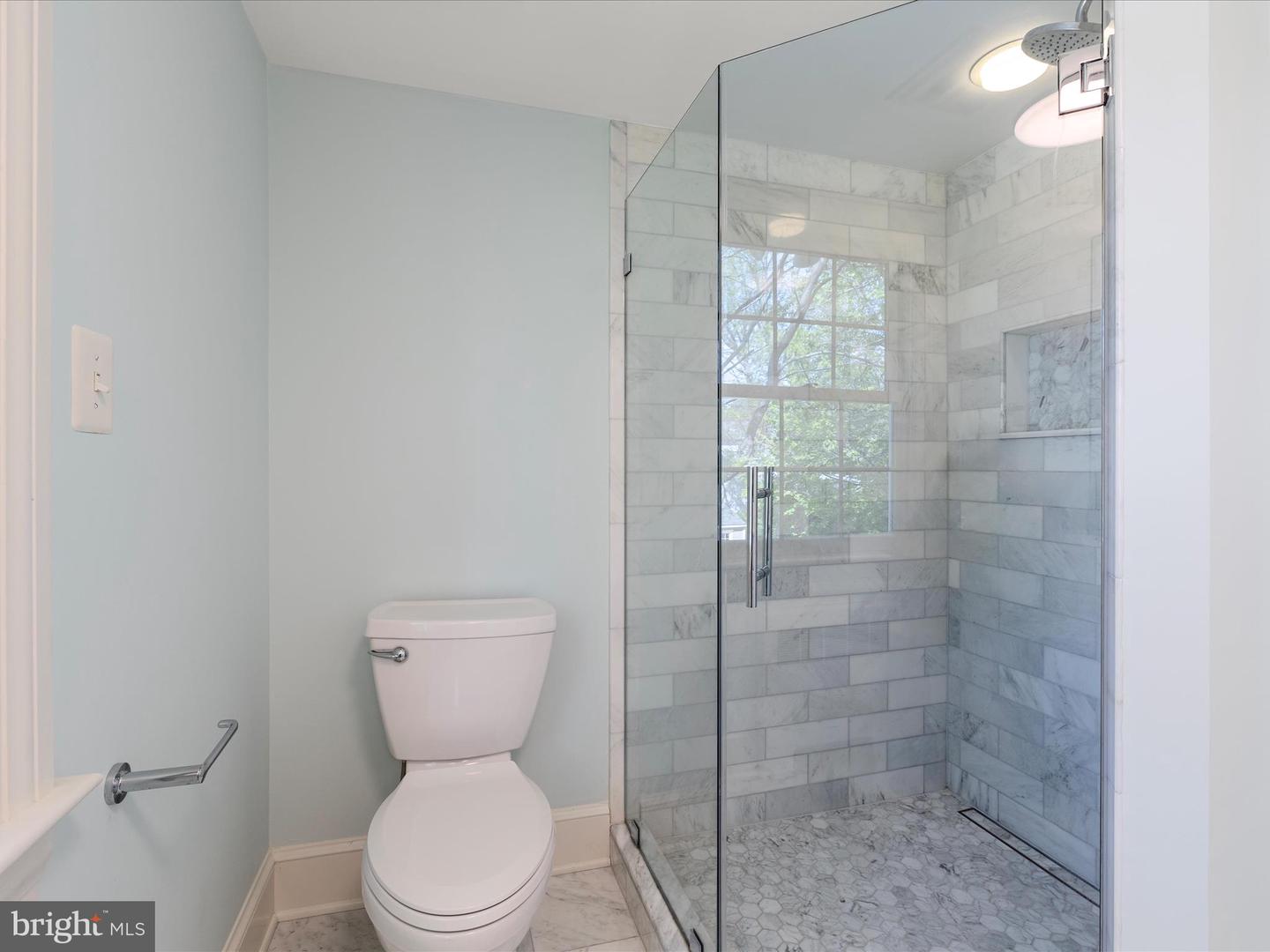 210 S 32ND ST, PURCELLVILLE, Virginia 20132, 4 Bedrooms Bedrooms, ,2 BathroomsBathrooms,Residential,For sale,210 S 32ND ST,VALO2094718 MLS # VALO2094718
