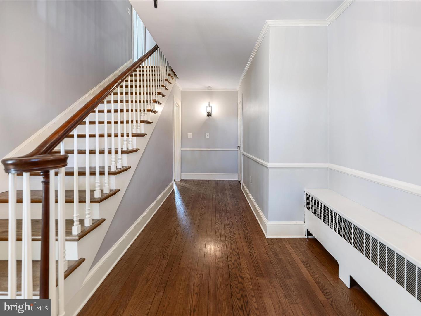 210 S 32ND ST, PURCELLVILLE, Virginia 20132, 4 Bedrooms Bedrooms, ,2 BathroomsBathrooms,Residential,For sale,210 S 32ND ST,VALO2094718 MLS # VALO2094718