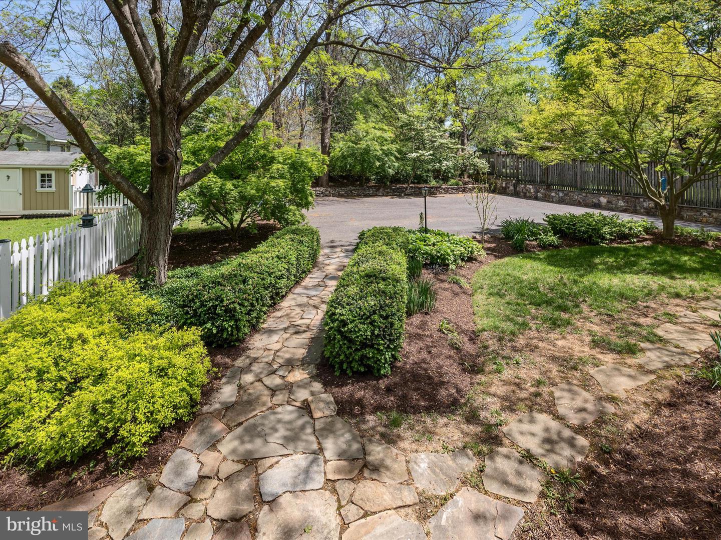 210 S 32ND ST, PURCELLVILLE, Virginia 20132, 4 Bedrooms Bedrooms, ,2 BathroomsBathrooms,Residential,For sale,210 S 32ND ST,VALO2094718 MLS # VALO2094718