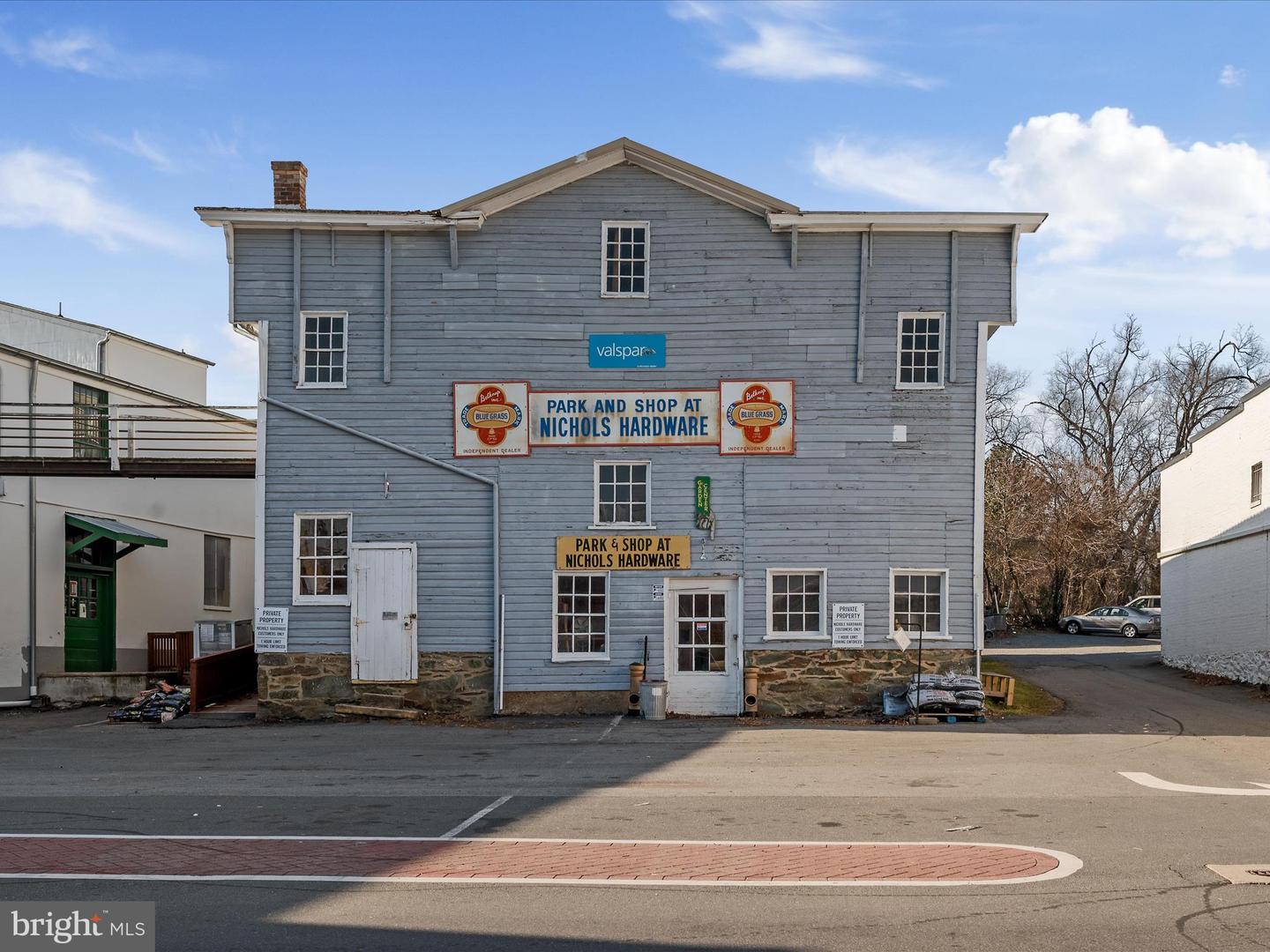 210 S 32ND ST, PURCELLVILLE, Virginia 20132, 4 Bedrooms Bedrooms, ,2 BathroomsBathrooms,Residential,For sale,210 S 32ND ST,VALO2094718 MLS # VALO2094718