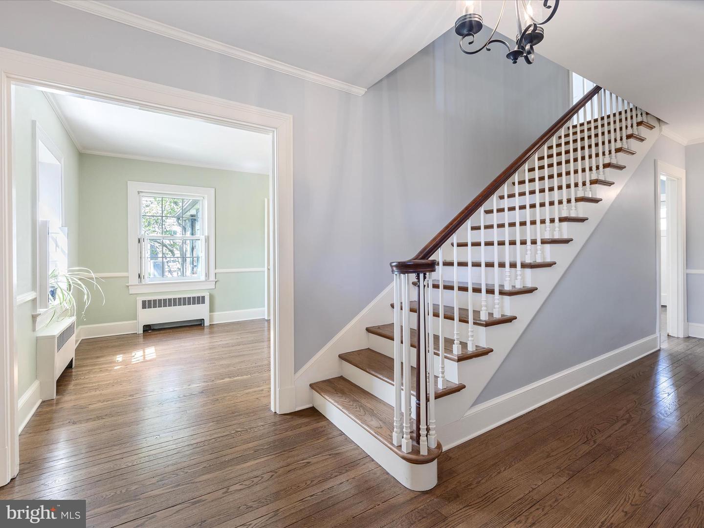 210 S 32ND ST, PURCELLVILLE, Virginia 20132, 4 Bedrooms Bedrooms, ,2 BathroomsBathrooms,Residential,For sale,210 S 32ND ST,VALO2094718 MLS # VALO2094718
