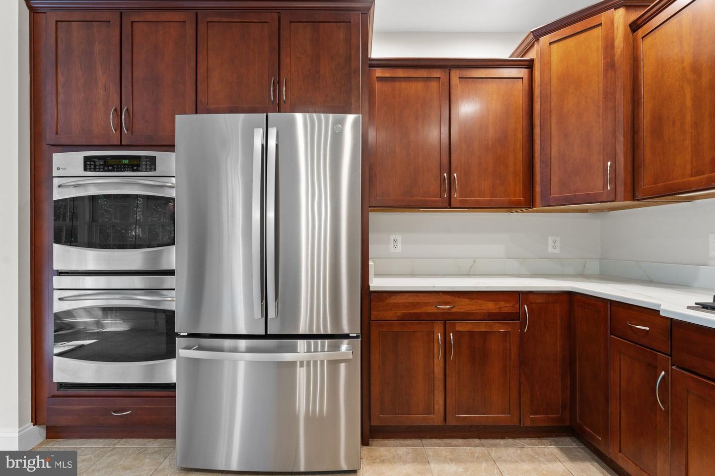 2791 MARYWOOD OAKS LN, VIENNA, Virginia 22181, 4 Bedrooms Bedrooms, ,3 BathroomsBathrooms,Residential,For sale,2791 MARYWOOD OAKS LN,VAFX2236580 MLS # VAFX2236580