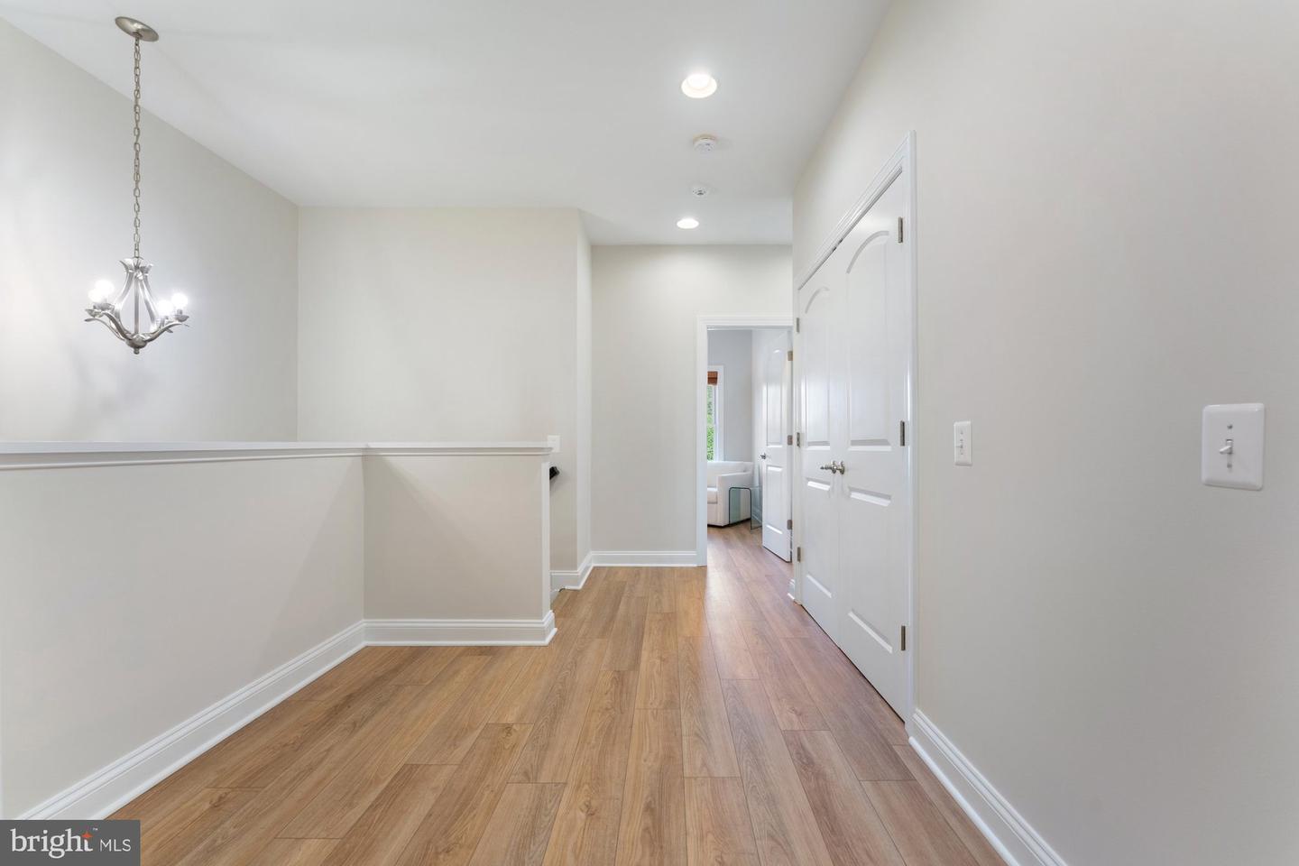 2791 MARYWOOD OAKS LN, VIENNA, Virginia 22181, 4 Bedrooms Bedrooms, ,3 BathroomsBathrooms,Residential,For sale,2791 MARYWOOD OAKS LN,VAFX2236580 MLS # VAFX2236580