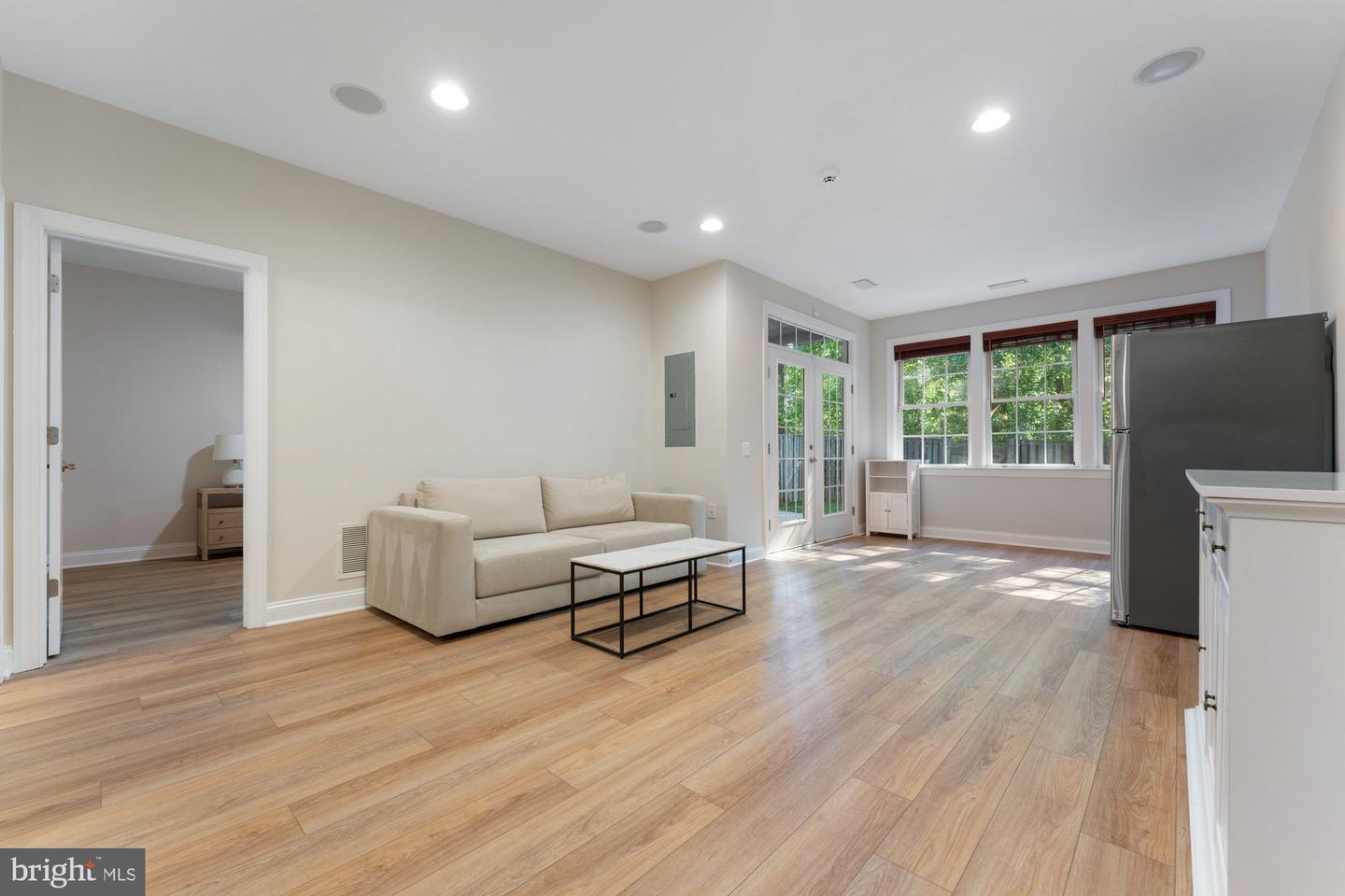 2791 MARYWOOD OAKS LN, VIENNA, Virginia 22181, 4 Bedrooms Bedrooms, ,3 BathroomsBathrooms,Residential,For sale,2791 MARYWOOD OAKS LN,VAFX2236580 MLS # VAFX2236580