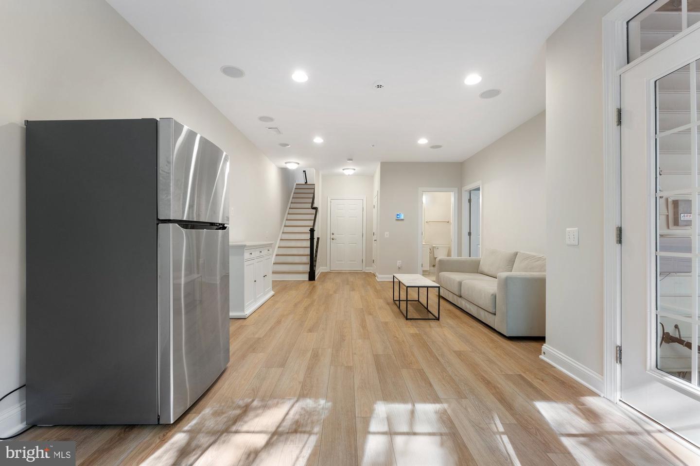 2791 MARYWOOD OAKS LN, VIENNA, Virginia 22181, 4 Bedrooms Bedrooms, ,3 BathroomsBathrooms,Residential,For sale,2791 MARYWOOD OAKS LN,VAFX2236580 MLS # VAFX2236580