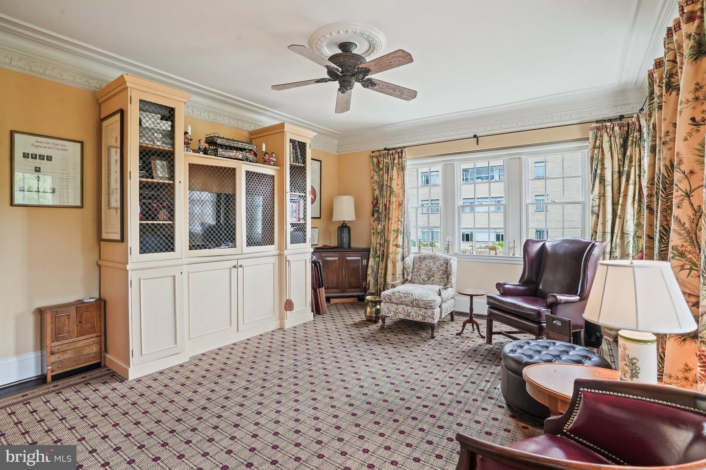3901 CONNECTICUT AVE NW #402, WASHINGTON, District Of Columbia 20008, 2 Bedrooms Bedrooms, ,2 BathroomsBathrooms,Residential,For sale,3901 CONNECTICUT AVE NW #402,DCDC2197464 MLS # DCDC2197464