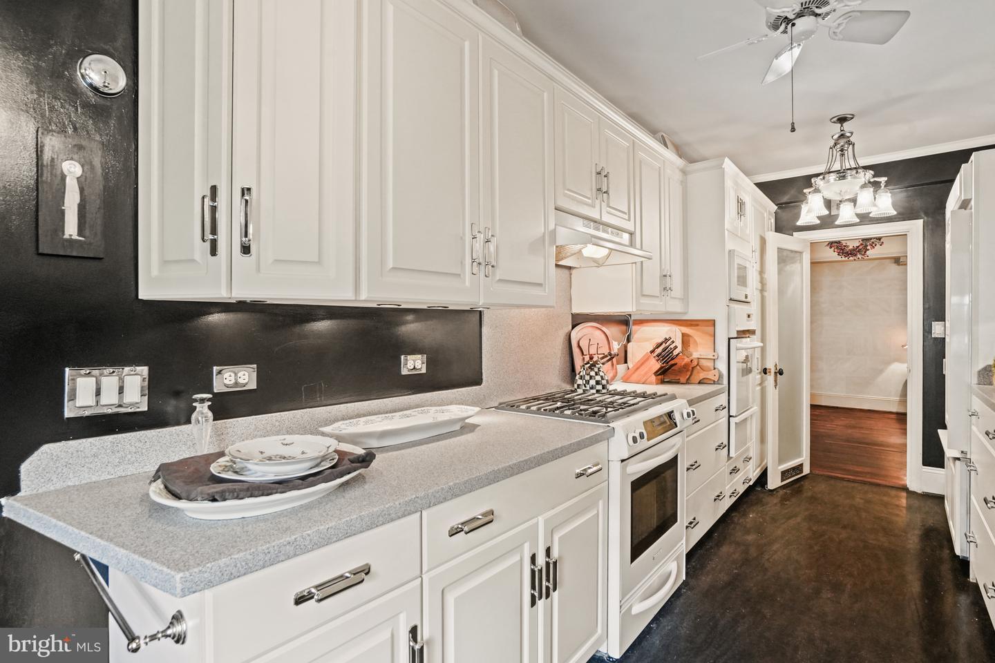 3901 CONNECTICUT AVE NW #402, WASHINGTON, District Of Columbia 20008, 2 Bedrooms Bedrooms, ,2 BathroomsBathrooms,Residential,For sale,3901 CONNECTICUT AVE NW #402,DCDC2197464 MLS # DCDC2197464